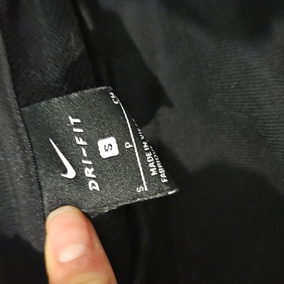 Nike Men's Black and Red Sweater - Picture 2 of 2